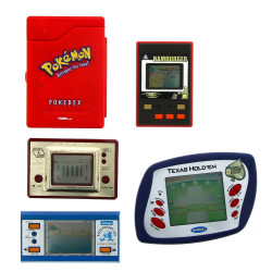 Lot comprenant 4 petites consoles de jeu