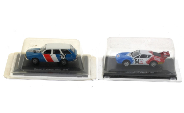 Lot de 2 voitures 1/43 en BO Renault 12 