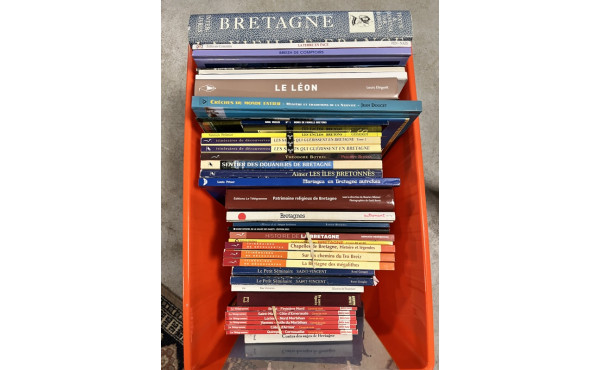 Thème BRETAGNE - Lot de livres dont "La 