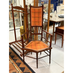 Chaise d'angle anglaise en acajou à 5 pi