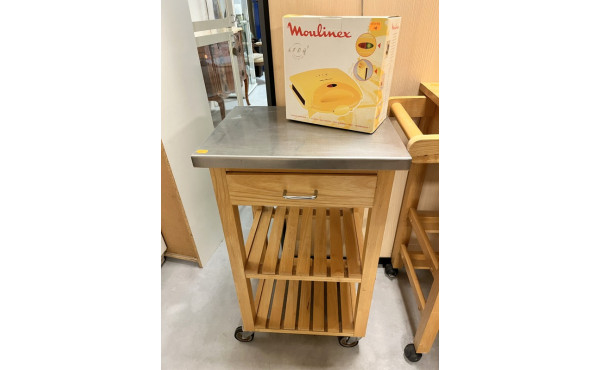 Petite table desserte sur roulette ouvra