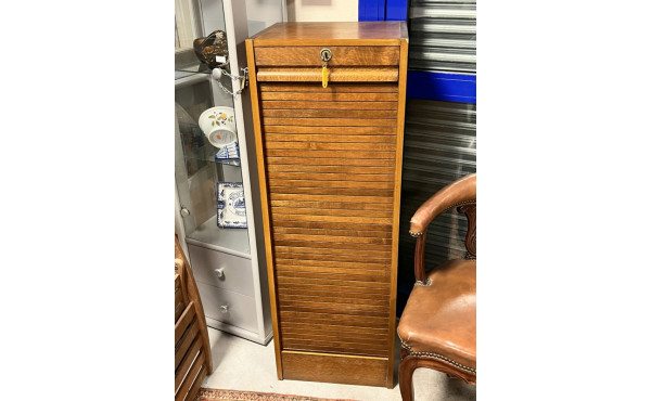 Classeur à rideau, H 120 x L 42 x P 38,5
