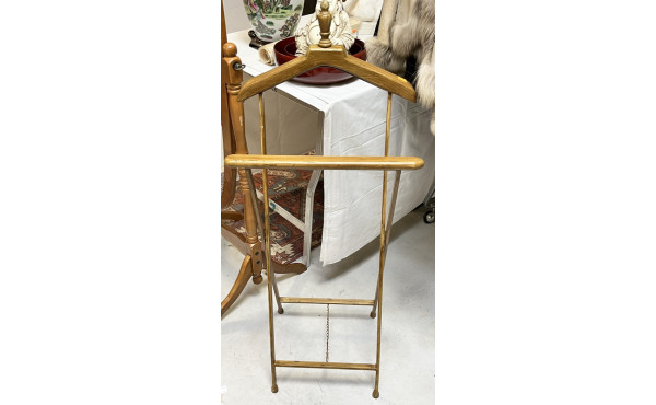 Valet de chambre en métal