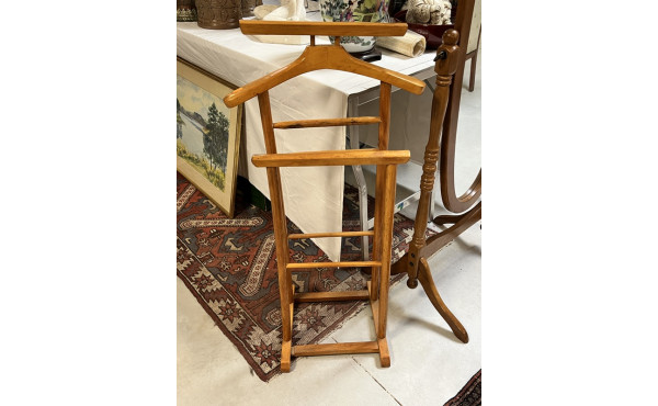 Valet de chambre en bois