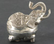Boîte à bétel en argent en forme d'éléph