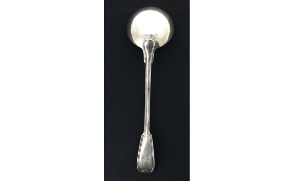Louche en argent, poiçon minerve, modèle