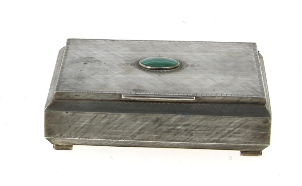 Coffret à bijoux en argent 800ème, couve
