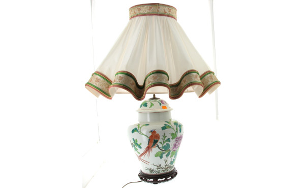 Grande potiche en porcelaine chinoise à 