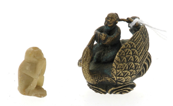 Petit bronze figurant 2 personnages chev