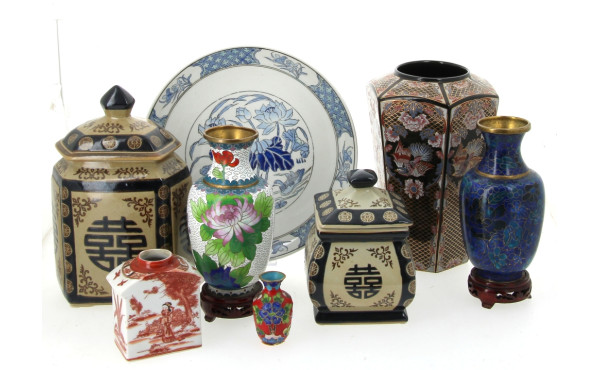 ASIE - Lot comprenant 2 vases en cloison