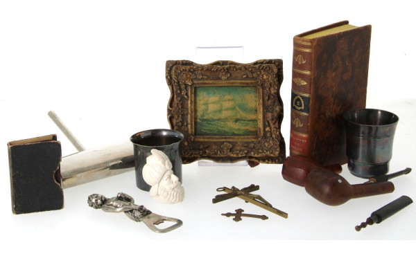 Lot de bibelots divers : ouvrage "Lettre
