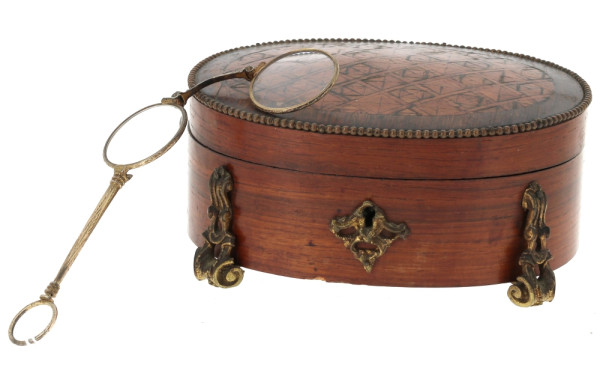Coffret Napoléon III en placage et marqu