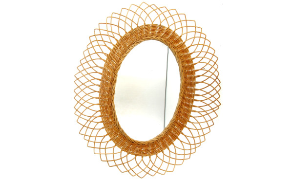 Miroir de forme ovale, entourage en roti