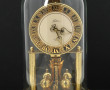 LANCEL Paris - Pendule Kern sous globe, 