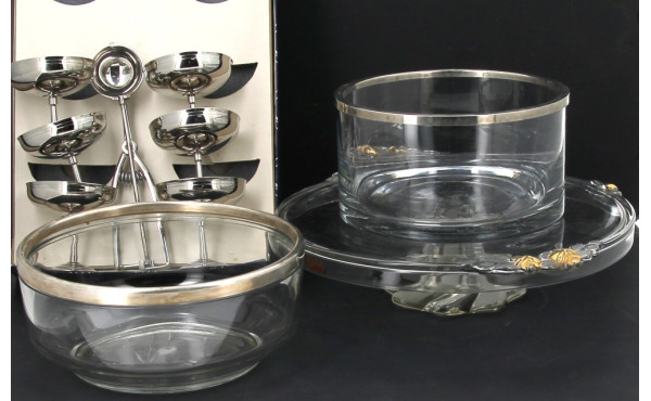 Plat à tarte sur piédouche en verre + 6