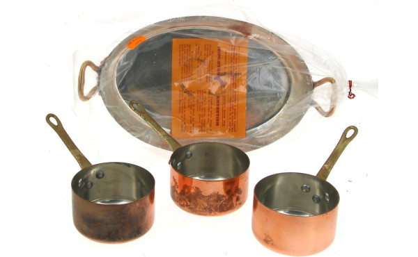 Plat ovale en cuivre, L 26,5 x P 18 cm e