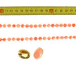 Collier en perles de corail de couleur p