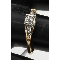 Bague ancienne deux or 18 cts, sertie d'