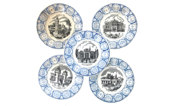 CREIL & MONTEREAU - 5 assiettes en faïen