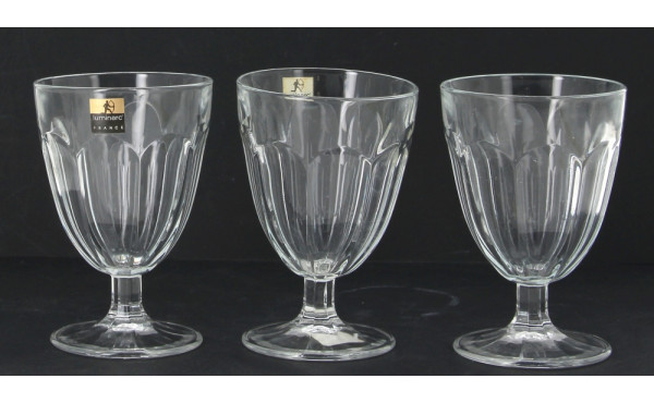 LUMINARC - 23 verres à pied modèle Roman