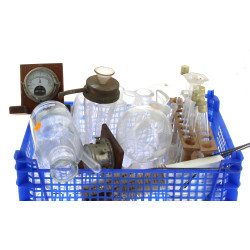 Lot de verrerie de laboratoire