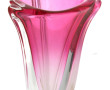 Vase en verre teinté rose, H 20 cm