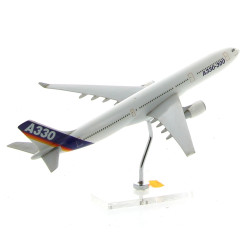 Maquette 'Airbus A330" sur base en plexi
