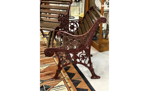 Jolie paire de fauteuils de jardin en fo