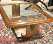 Belle table basse en merisier, base en b