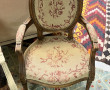Paire de fauteuils cabriolets de style L