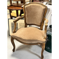 Fauteuil de style Louis XV assise velour
