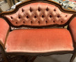 Petite banquette en merisier, assise vel