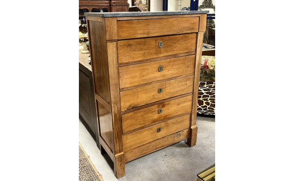 Semainier en placage de bois fruitier, o