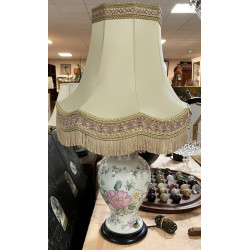Fauteuil en merisier style Régence assis