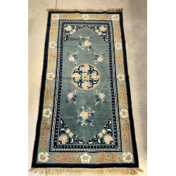 CHINE - Lot de 2 tapis en laine dans les