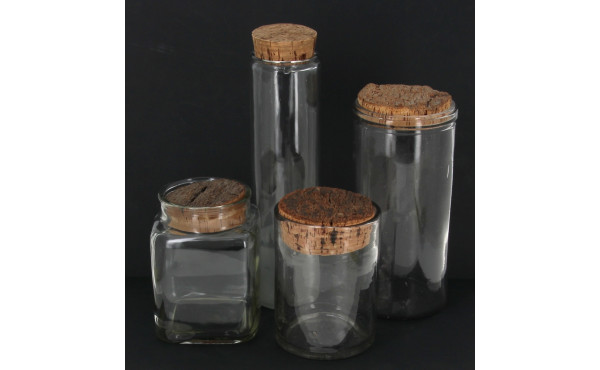 4 bocaux en verre bouchons liège: on y 