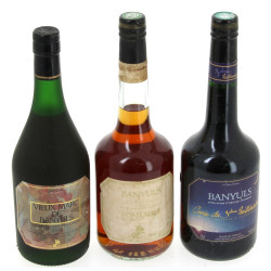 Lot de 3 B de BANYULS (2) et vieux Marc 