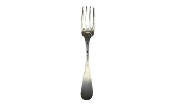 Fourchette en argent, poinçon minerve, p