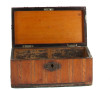 Boîte ancienne en placage et métal, déco