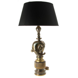 Pied de lampe en métal en forme de tête 