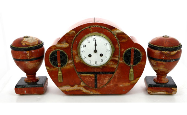Garniture de cheminée en marbre rouge (m