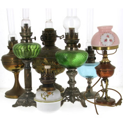 Lot de 7 lampes à pétrole