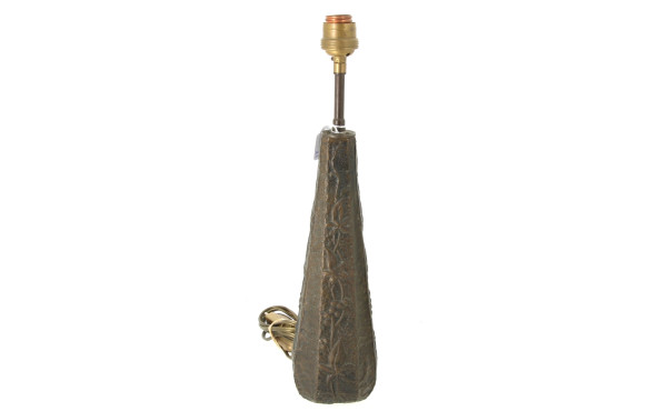 Pied de lampe circa 1910 en laiton repou