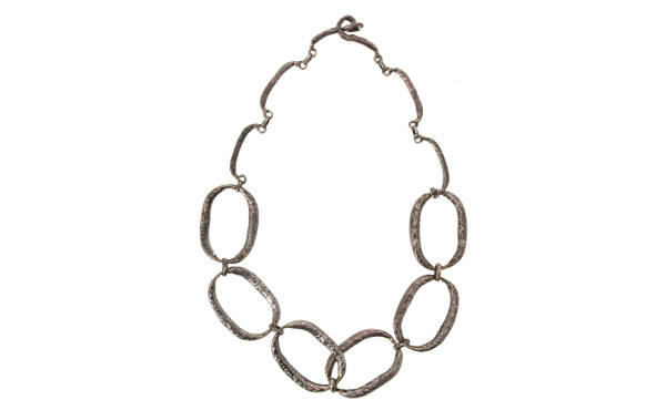 Collier fantaisie en bronze argenté repr