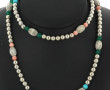 Sautoir en perles d'argent rondes et god