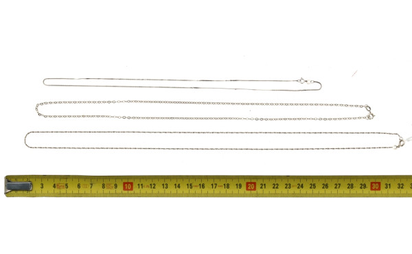 Lot de 3 chaînes en argent, poids 7,80 g