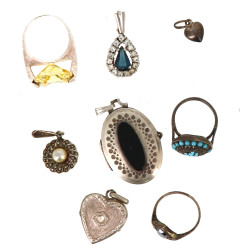 Lot de bijoux en argent : 5 pendentifs (