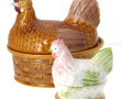 POULES - 2 terrines en faïence (légère é