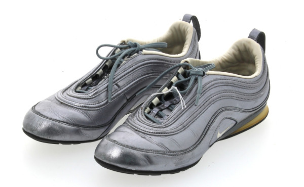 NIKE - Paire Nike femme couleur gris/ bl