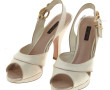LOUIS VUITTON - Paire d'escarpins en sat